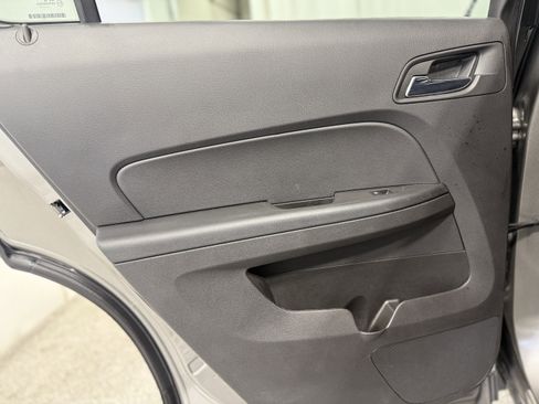 Used 2012 Chevrolet Equinox LT w/ Driver Convenience Package image 23
