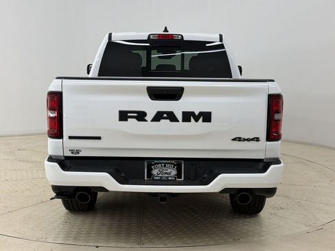 Used 2025 RAM 1500 Big Horn AWD/4WD image 10