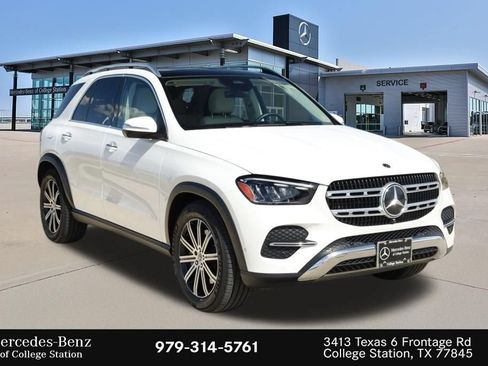 Certified 2024 Mercedes-Benz GLE 450 4MATIC image 3