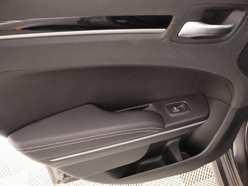 Used 2023 Chrysler 300 S w/ Comfort Group image 18