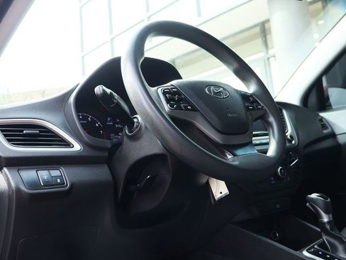 Used 2018 Hyundai Accent SE image 40