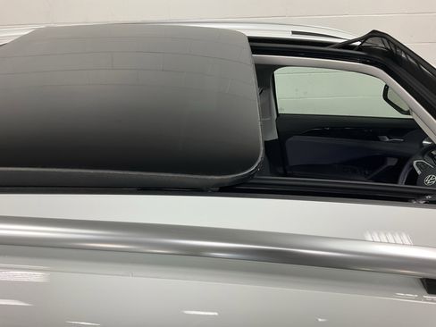 New 2026 Volkswagen Tiguan SE AWD/4WD image 5
