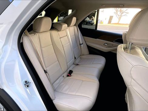 Used 2025 Mercedes-Benz GLE 350 4MATIC image 19