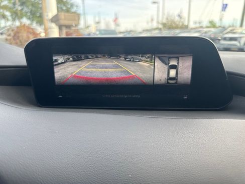 Used 2023 MAZDA MAZDA3 2.5 Turbo Sedan w/Premium Plus image 23