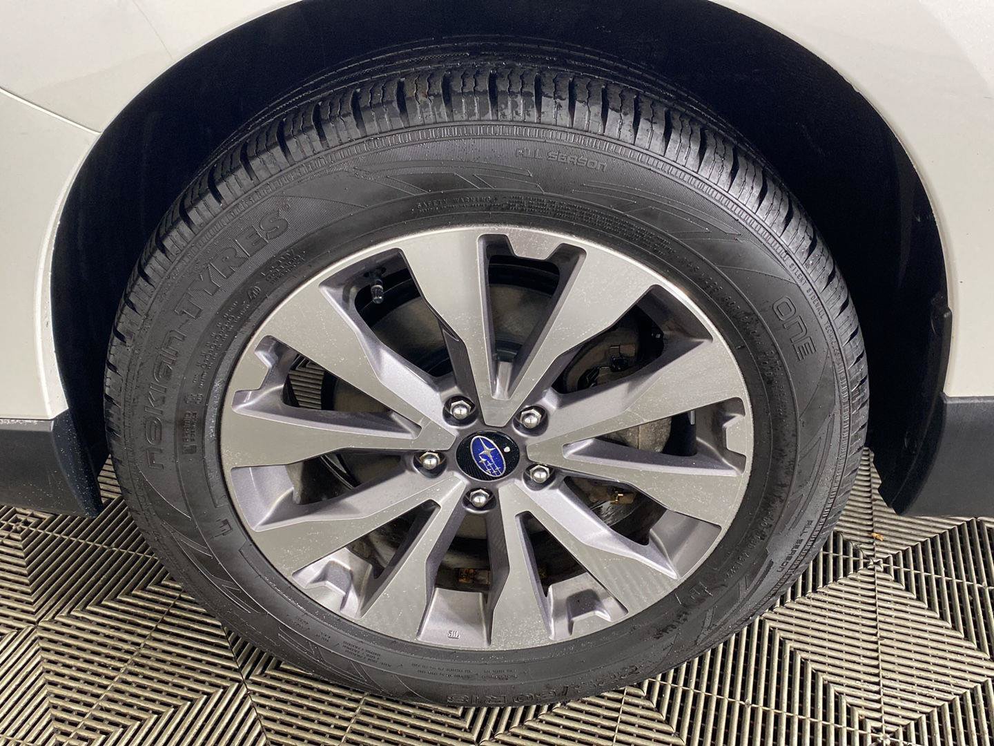 Used 2019 Subaru Outback 2.5i Touring AWD/4WD image 31
