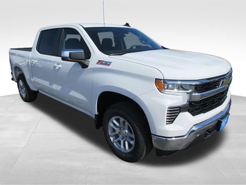 New 2026 Chevrolet Silverado 1500 LT w/ Z71 Off-Road Package AWD/4WD image 8