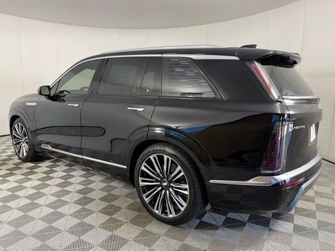 New 2026 Cadillac Vistiq Premium Luxury AWD/4WD image 4
