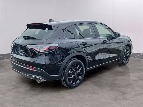 Certified 2024 Honda HR-V Sport image 4