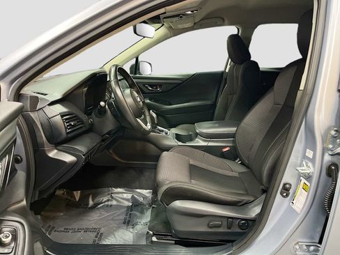 Used 2025 Subaru Outback Premium AWD/4WD image 20