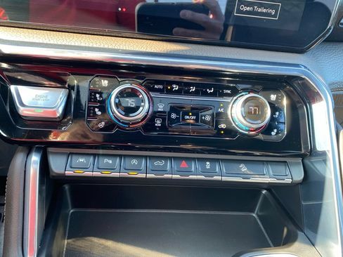 Used 2026 GMC Sierra 1500 Denali AWD/4WD image 22