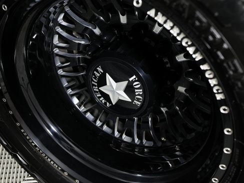 Used 2025 Ford F350 Platinum w/ Platinum Plus Package image 51