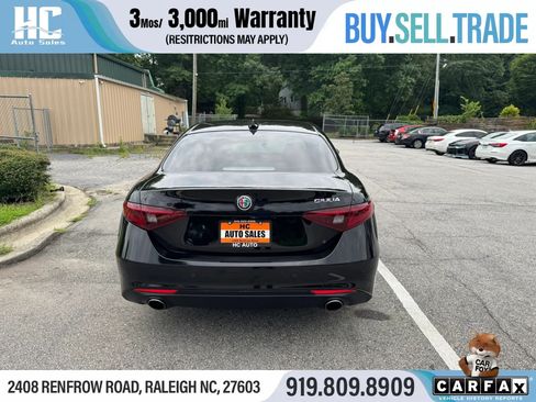 Used 2018 Alfa Romeo Giulia Ti RWD image 4