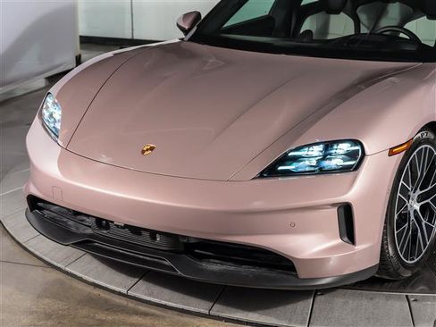 Used 2025 Porsche Taycan RWD image 11