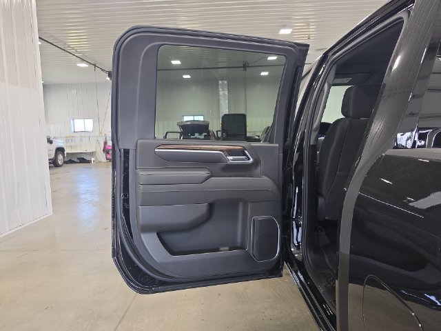 Used 2026 Chevrolet Silverado 3500 LT w/ Trail Boss Package AWD/4WD image 25