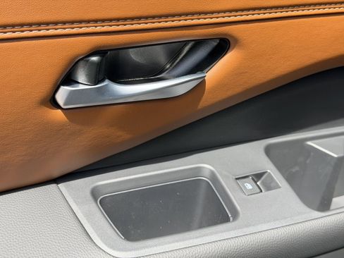 New 2026 Nissan Pathfinder Platinum AWD/4WD image 11