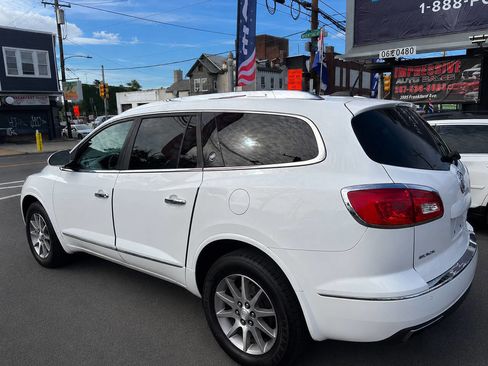 Used 2016 Buick Enclave Convenience FWD image 3