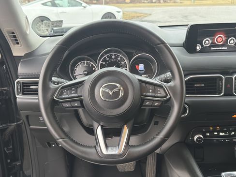 Used 2020 MAZDA CX-5 Touring image 17
