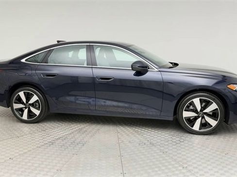 Used 2025 Audi A5 2.0T Prestige image 9