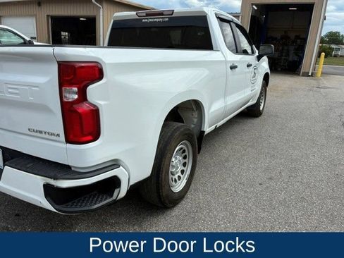 Used 2022 Chevrolet Silverado 1500 Custom AWD/4WD image 22