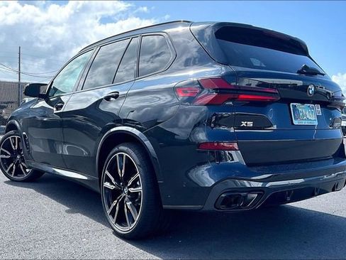 Used 2025 BMW X5 M60i w/ Climate Comfort Package AWD/4WD image 4