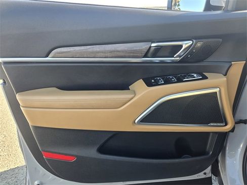 Used 2022 Kia Telluride SX w/ Nightfall Edition Package image 20