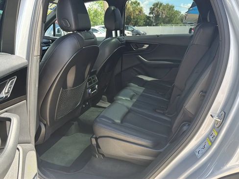 Used 2018 Audi Q7 3.0T Prestige w/ Prestige Package AWD/4WD image 21