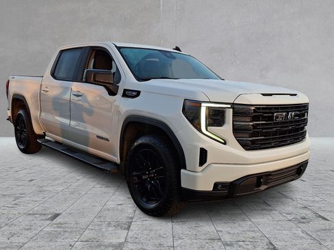 Used 2024 GMC Sierra 1500 Elevation AWD/4WD image 3