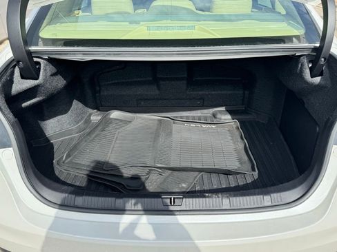 Certified 2018 Toyota Avalon Limited w/ All Weather Liner Package image 41