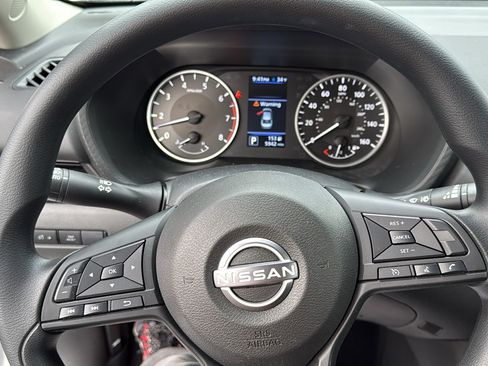 Certified 2024 Nissan Sentra S image 9