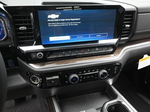 New 2026 Chevrolet Silverado 1500 LT w/ All Star Edition Plus AWD/4WD image 17