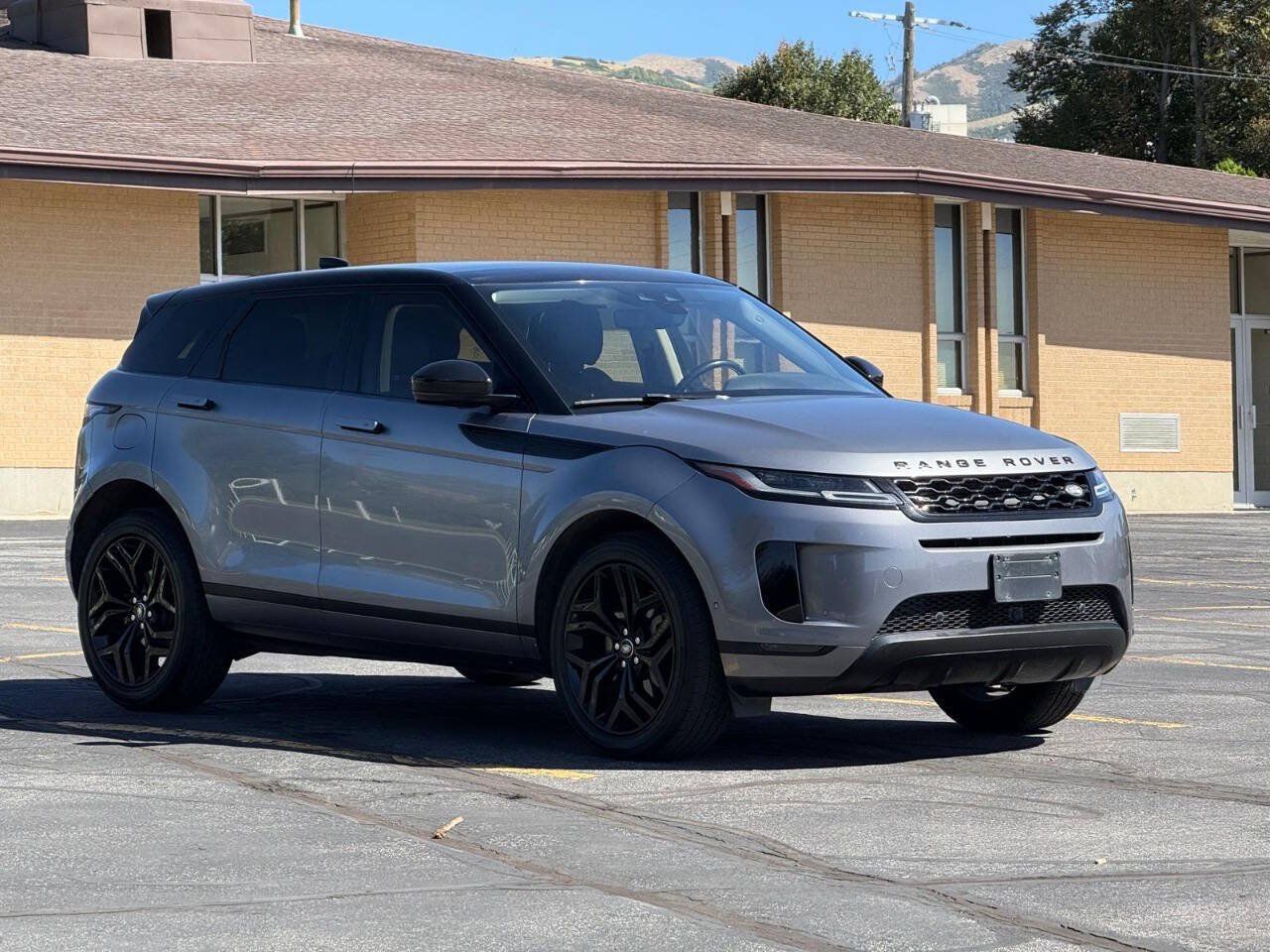 Used 2020 Land Rover Range Rover Evoque SE AWD/4WD image 7