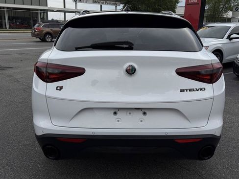 Used 2019 Alfa Romeo Stelvio Sport w/ Quick Order Package 22J Sport AWD/4WD image 15