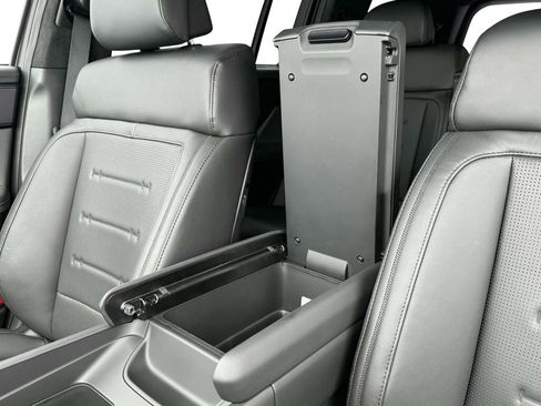 Used 2025 Hyundai Santa Fe Calligraphy image 14