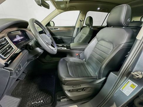 Used 2024 Volkswagen Atlas SEL AWD/4WD image 22