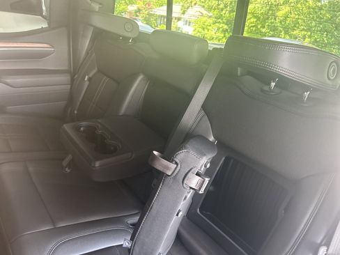 Used 2023 Chevrolet Silverado 1500 High Country w/ Technology Package image 38