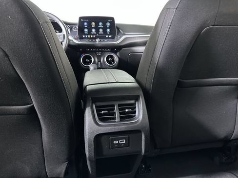 Used 2025 Chevrolet Blazer LT FWD image 22