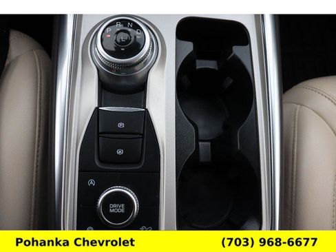 Used 2023 Ford Explorer Platinum w/ Technology Package image 15