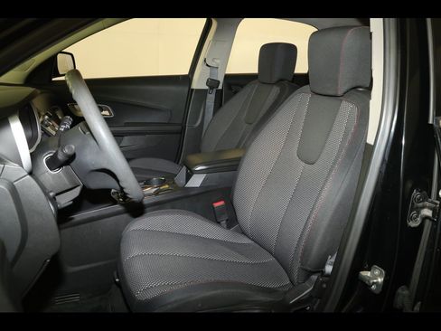 Used 2017 Chevrolet Equinox LS image 10