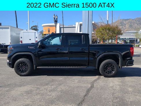 Used 2022 GMC Sierra 1500 AT4X image 2