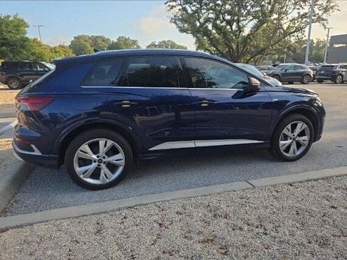 Used 2023 Audi Q4 e-tron Premium Plus w/ Premium Plus AWD/4WD image 3