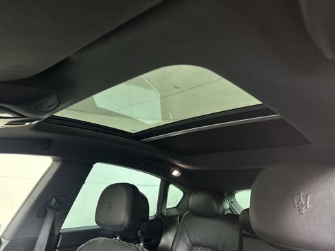 Used 2019 Maserati Levante image 26