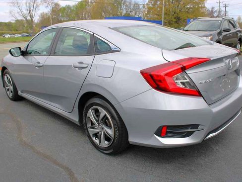 Used 2019 Honda Civic LX image 8
