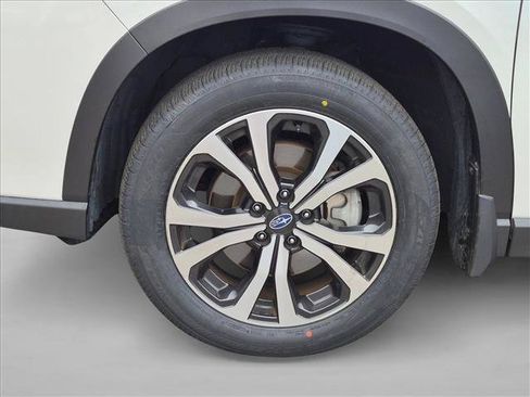 Used 2023 Subaru Forester Limited w/ Popular Package #2 AWD/4WD image 14