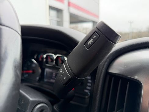 Used 2014 Chevrolet Silverado 1500 LT image 23