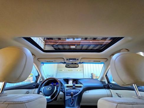 Used 2013 Lexus RX 450h AWD w/ Navigation Pkg image 31