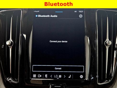 Used 2024 Volvo XC60 T8 Ultimate w/ Climate Package image 21