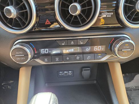 Used 2023 Nissan Sentra SV w/ SV Premium Package FWD image 20