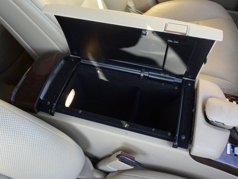 Used 2013 Mercedes-Benz S 550 image 45