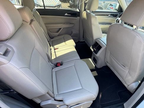 Used 2018 Volkswagen Atlas SE image 19