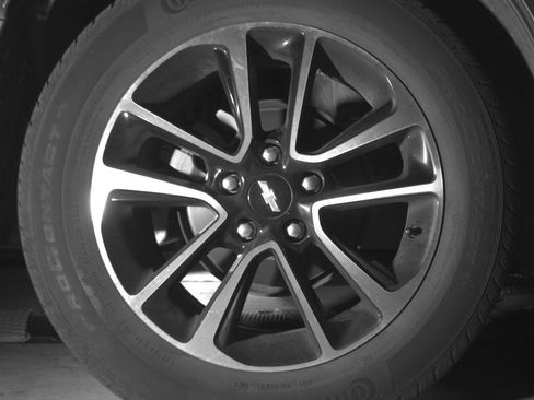 Used 2025 Chevrolet TrailBlazer LT w/ Driver Confidence Package image 15